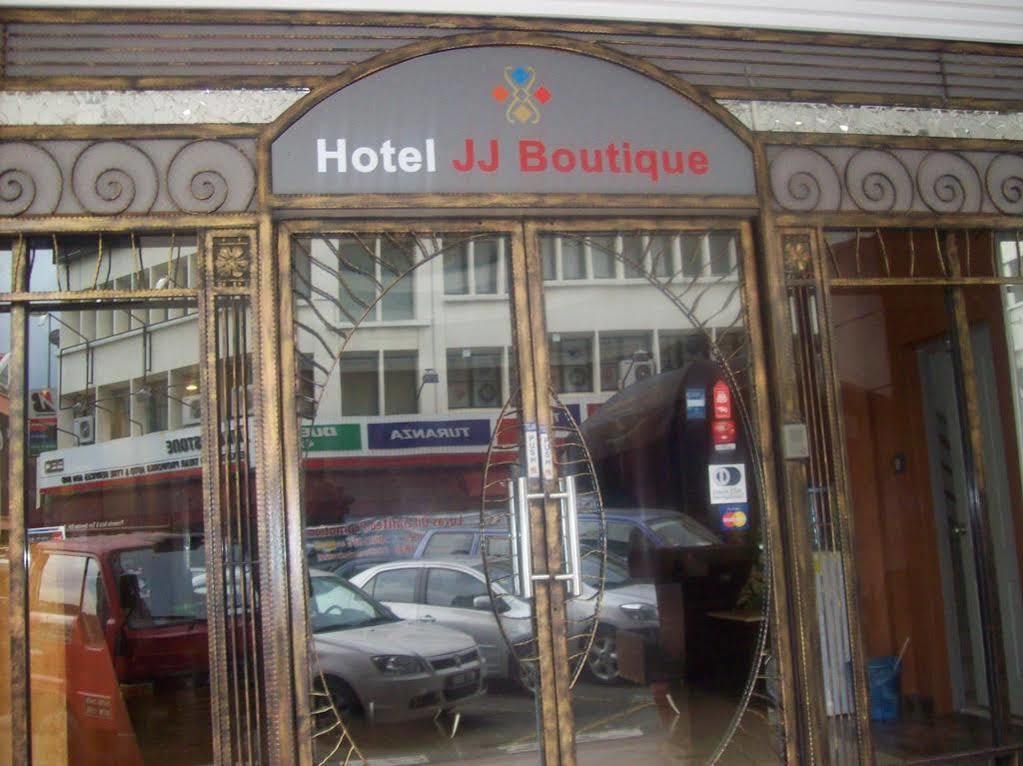 Jj Boutique Hotel - Damansara Perdana Петалинг-Джая Экстерьер фото